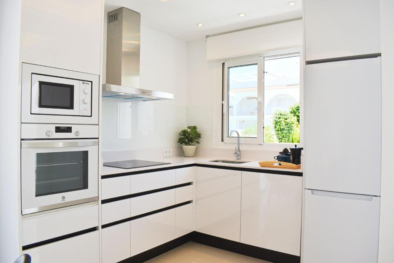 New Build Apartment On Beautiful Modern Complex 罗雅勒斯 外观 照片